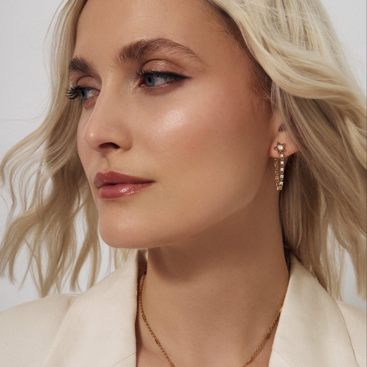 Lucky Star Tennis Chain Earrings - Mother of Pearl - Image 2